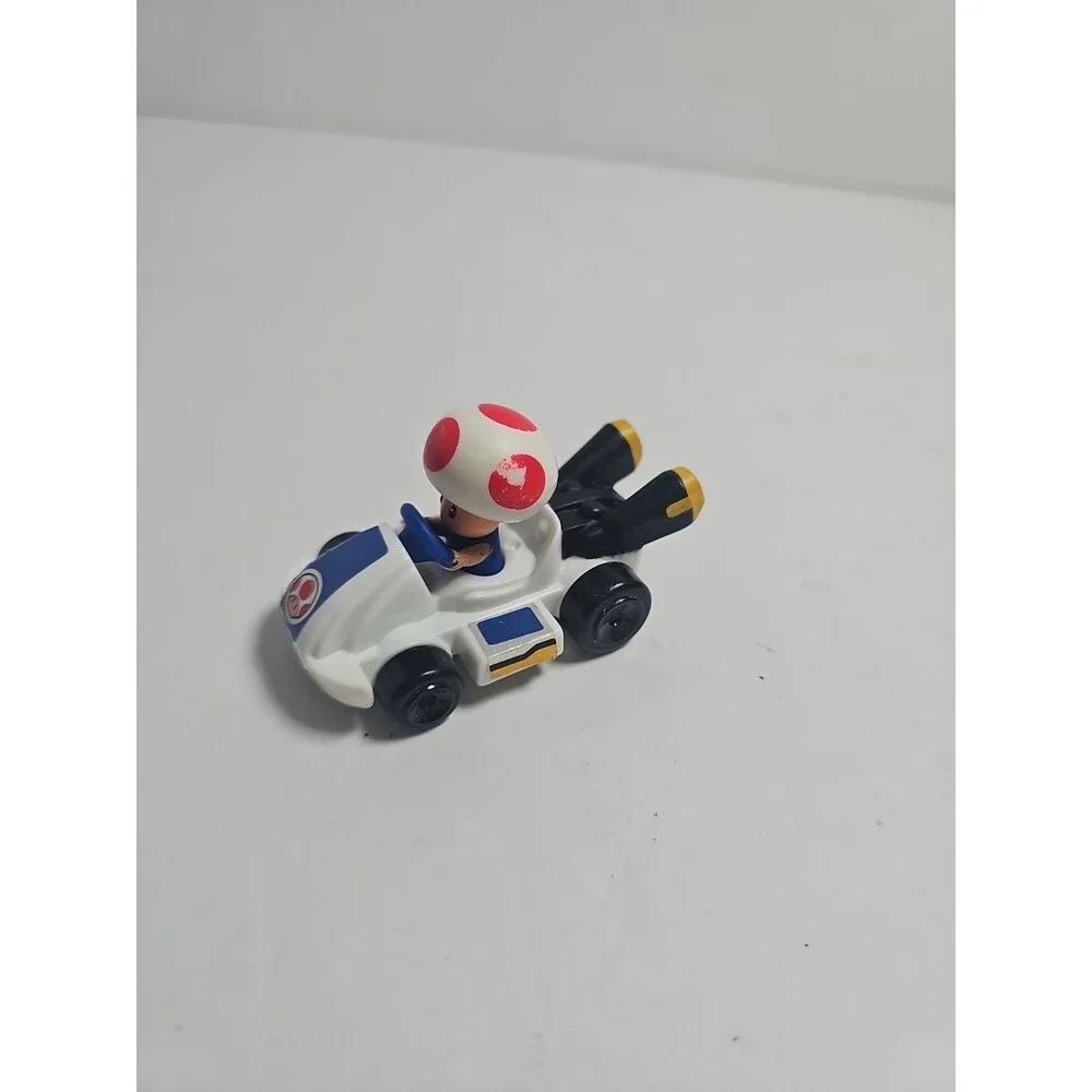 Super Mario Kart Toad Nintendo 2014 McDonalds Mushroom Car Racer Happy Meal Toy